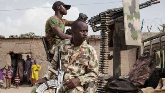 Gaskiya mun gaji: Sojojin dake yaki da Boko Haram tun 2016 a Borno sun koka
