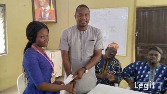 Jubilation as ASUU gives scholarship to 22 indigent students