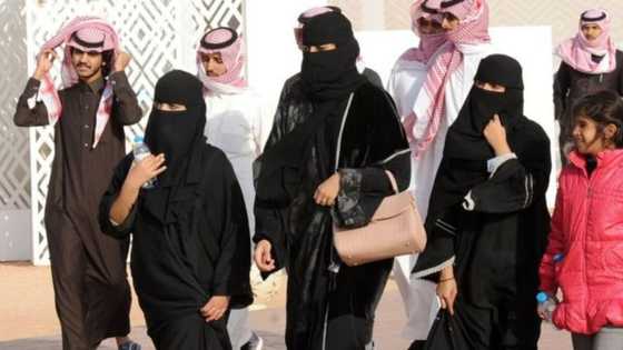 Duniya ta zo karshe: Matan Saudiyya na gudanar da zanga-zangar adawa da sa abaya