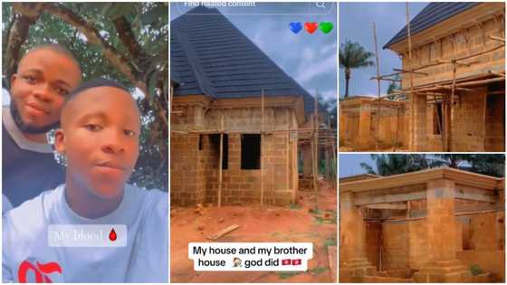 Close brothers build 2 houses with cement blocks, roof with expensive sheets and good parapet