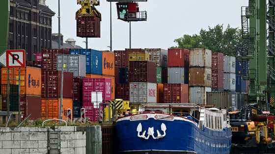 EU readies retaliatory list targeting US services