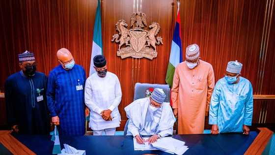 President Buhari signs N982billion supplementary 2021 budget