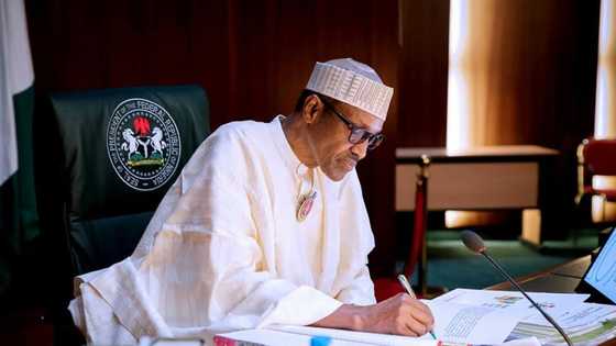 Sunaye: Buhari ya rantsar da kwamitin tuntuba na APC