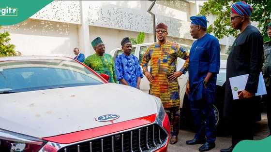 Primary school teacher gifted bungalow car by Ogun governor Abiodun after emerging Nigeria’s best