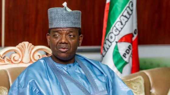 Da zafi-zafi: Gwamnan Zamfara ya dakatar da Sarki da Hakimi
