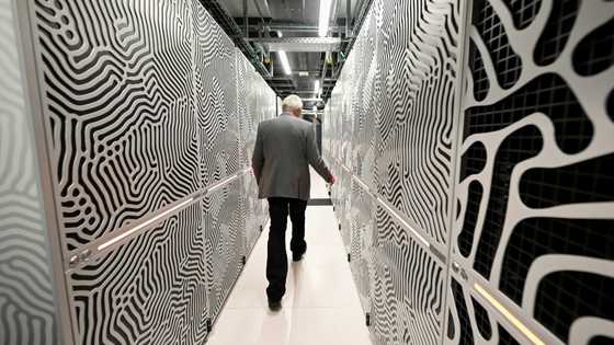 EU wants key sectors to use made-in-Europe AI