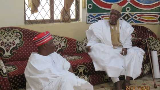Sarkin Karaye ya daga darajar mahaifin Sanata Rabiu Kwankwaso
