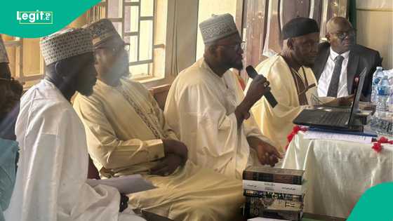 Bidiyo: Majalisar Shura ta Kano ta yi zama da Sheikh Lawan Triumph a ofishin DSS