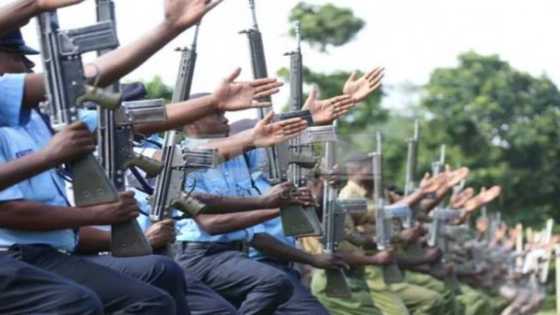 Abin kunya: Bidiyon yadda kyamara ta dauki 'yan sanda na yunkurin yin fashi da makami