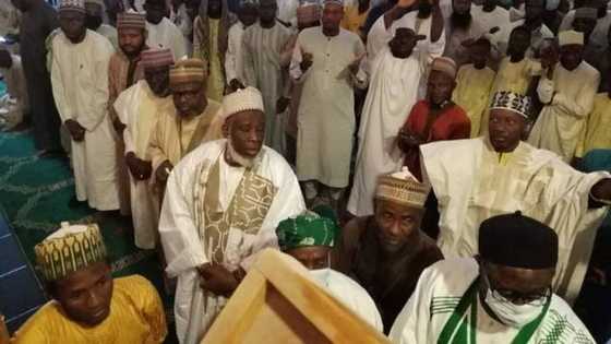 Sarkin Kano, Manyan Malamai, daruruwan mutane sun halarci Jana'izar Sheikh Ahmad Bamba