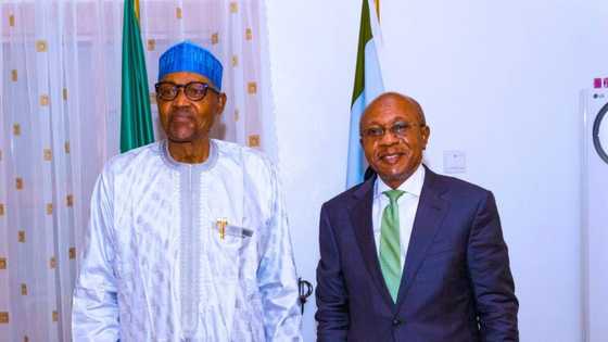 Bola Tinubu: Yadda Nayi Ta Lallabar Buhari, Har Aka Kara Wa’adin Canza Tsohon Kudi