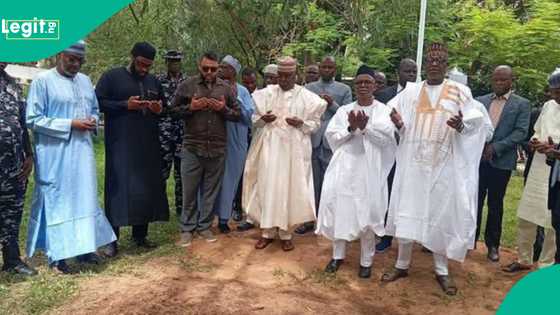 Atiku da El Rufa'i sun ziyarci kabarin Buhari kwana 1 da birne shi