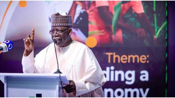 Da dumi-dumi: Dab da zabe, Tinubu ya dura a jiharsu, zai yi wani taro da shugabannin Yarbawa