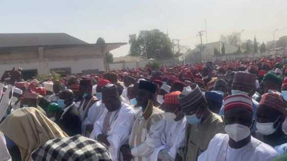 Yanzu-yanzu: An yi Jana'izar, Majidadi, mahaifin Kwankwaso a jihar Kano (Hotuna)