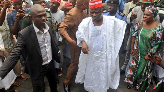 Gidauniyar marigayi Sheikh Gumi ta bawa Kwankwaso kyautar iya jagoranci