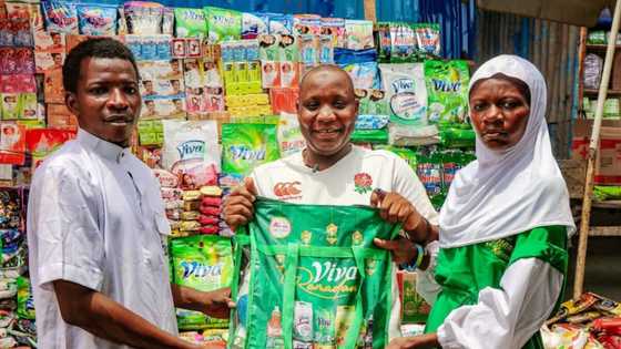 Viva Gives Out Gift Hampers in the Spirit of Ramadan