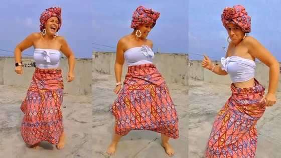 "Which country are you from?" Lady in native wrapper dances in electrifying way, video goes viral on TikTok