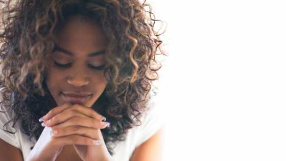 How to show love and support to your husband through prayer