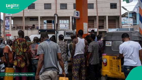 Nigerians rush to buy as petrol sells for N600 per litre: “It’s my turn to benefit”
