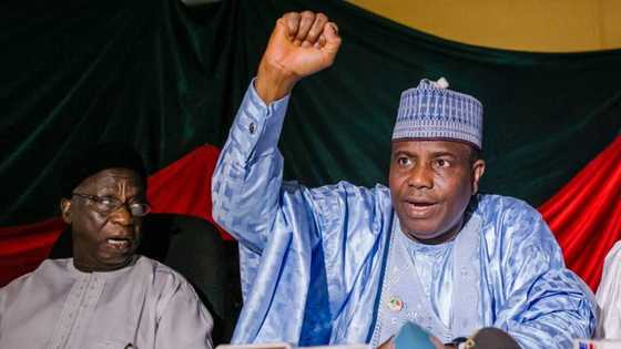 Guguwar sauya sheka: Ana gab da yiwa APC mai kankat gabannin 2023 - Tambuwal