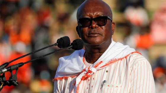 Neman mafita: Lamurran tsaro sun munana, shugaban Burkina Faso ya yi murabus