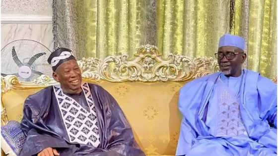 Shekarau: Dalilin Da Ya Sa Na Shiga Motar Gwamna Ganduje