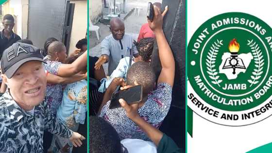 2025 UTME results: Man shows how parents stormed JAMB office in Lagos over children’s low scores
