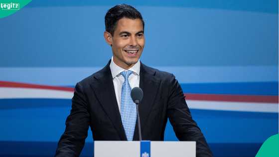 Netherlands lists 5 special citizenship conditions for foreigners aged 16 and 17