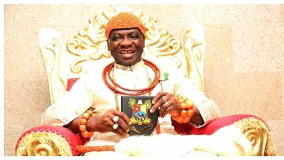 Da duminsa: Ana tsaka da korona, babban basarake Olu na Warri ya rasu