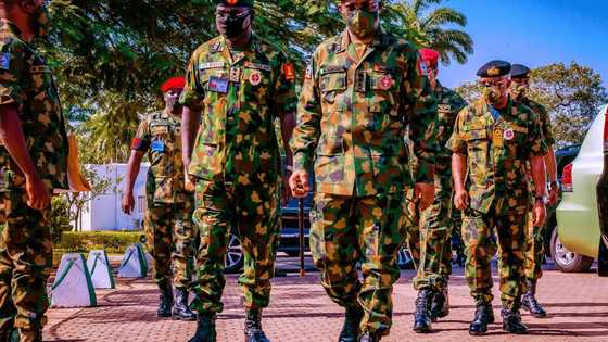 Yanzu Yanzu: Buhari na cikin ganawa da shugabannin tsaro a fadar Shugaban kasa