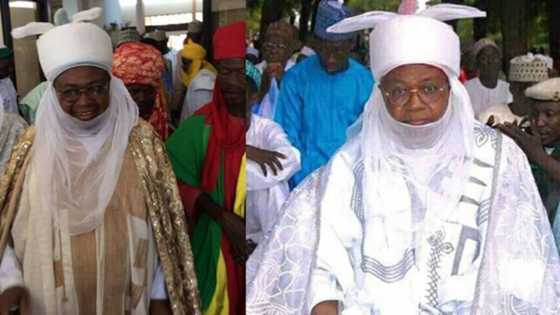 Yanzu Yanzu: Hawaye sun kwaranya yayinda babban basarake kuma tsohon sakataren tarayya ya rasu (hoto)