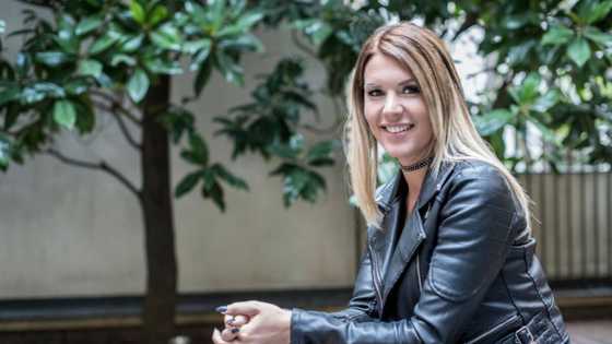 Biographie d'Amelie Neten: age, soeur, partenaire, enfants, salaire