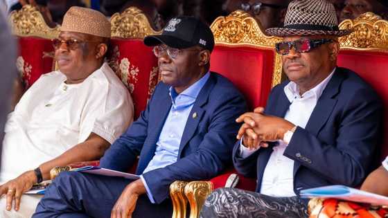 Sanata Ya Budewa Wike da 'Yan PDP Kofa, Ya yi Masu Tayin Shigowa Jam’iyyar APC
