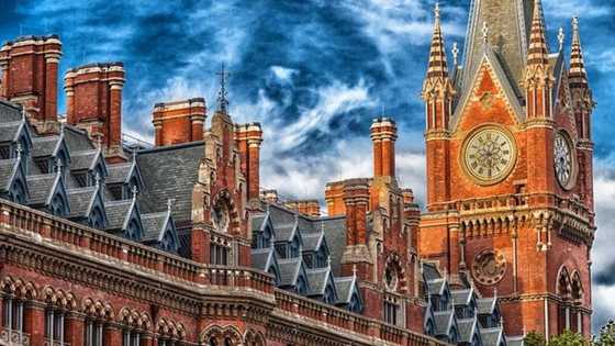 Tsohon Sarkin Kano Sanusi II ya koma makaranta karo ilmi, ya fara Digiri a Jami’ar Landan