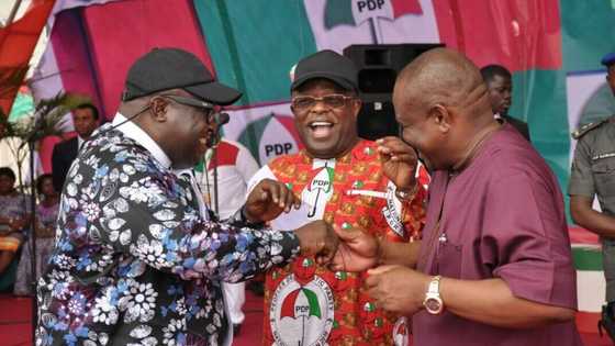 Jam’iyyar PDP ta yi maza-maza ta kira taro domin ta hana Gwamnanta komawa APC