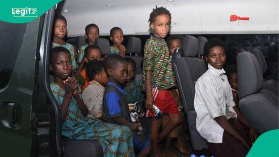 Emotional moment: Rescued Oyo children moved out of military facility, video trends