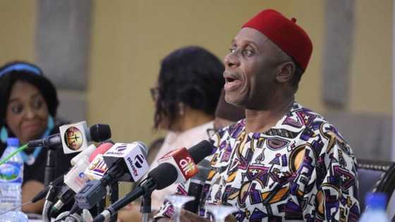 2023: It’s unfair - Tinubu’s camp reacts to viral video of Amaechi running around stadium