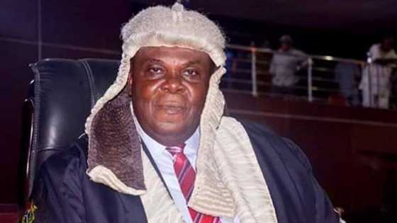 Dungurungum: Kakaki, shugaban masu rinjaye da mambobi 6 na majalisar Imo sun koma APC