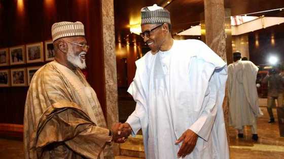 Janar Abubakar a shekaru 79: Shugaba Buhari ya aike da saƙo mai daɗaɗa rai ga tsohon Shugaban kasar