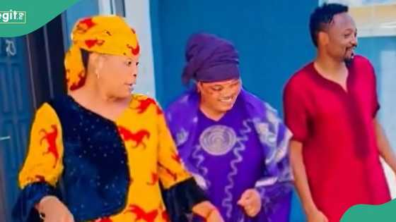 Nigerian footballer Ahmed Musa shows his sisters, guides them to the car, clip trends