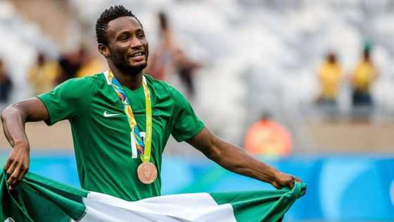 Gwamnan Jihar Filato Ya Bai Wa Shahararren Dan Wasan Kwallon Kafa Mikel Obi Babban Mukami