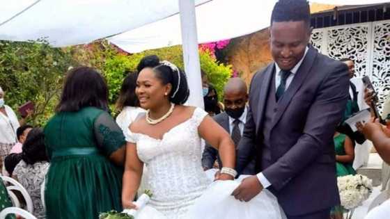 Couple meet on social media, get married after exchanging few DMs, people react