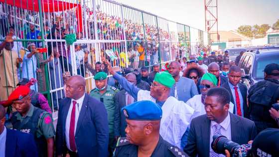 Atiku Ya Yi Irin Na Tinubu, Ya Tafka Katuwar Katobara Gaban Jama’a Wajen Kamfe