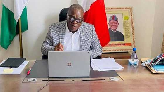 Ortom ya roki Buhari ya bawa ƴan Najeriya damar mallakar AK47