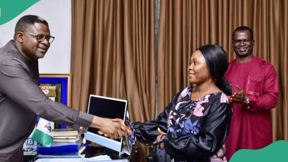 Cross River governor gives ex-NYSC member automatic employment, shares reason