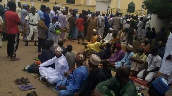 Rashin takunkumin fuska: Yadda aka hana masu sallah shiga masallacin Juma'a a Jos