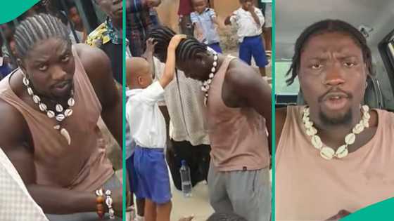 Video of VDM on his knees as school children pray for him trends: "Dey see what pastors can’t"