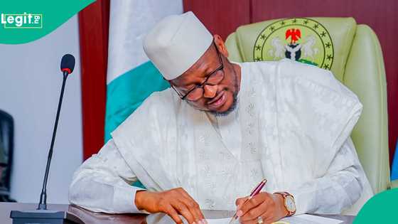 Gwamna ya amince a kashe N1bn a fannoni 3, za a sayo littattafan N588m a jihar Katsina