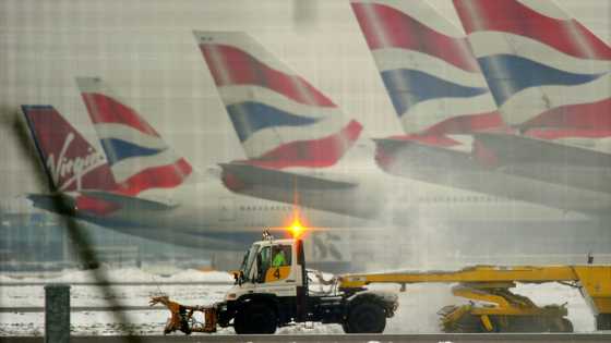 London's Heathrow eyes higher fees for £10bn upgrade