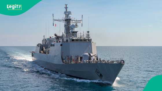 Two dead, 19 injured as Mexican Navy ship crashes into Brooklyn Bridge
